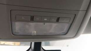Recambio de luz interior delantera central para opel insignia a sedán (g09) 2008-2017 2.0 cdti (69) referencia OEM IAM 22774318 