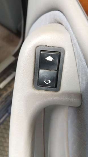 Recambio de mando elevalunas trasero derecho para bmw 5 (e39) 1995-2003 520 d referencia OEM IAM   