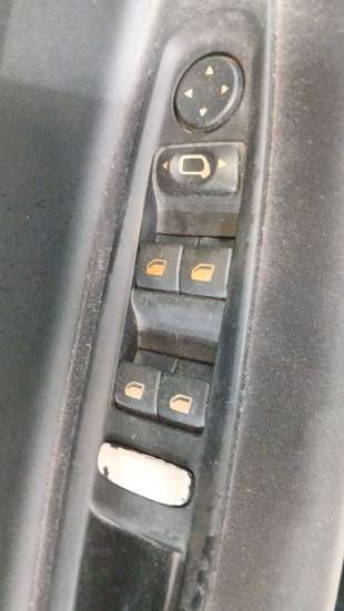 Recambio de mando elevalunas delantero izquierdo para citroën c4 i (lc_) 2004-2014 1.6 hdi referencia OEM IAM   