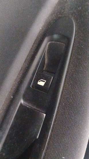 Recambio de mando elevalunas trasero izquierdo para citroën c4 i (lc_) 2004-2014 1.6 hdi referencia OEM IAM 6554HJ  