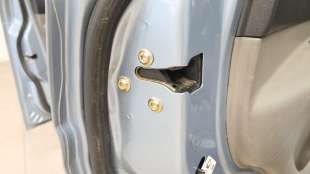 Recambio de cerradura puerta trasera izquierda para daewoo tacuma (u100) 2000- 2.0 referencia OEM IAM   