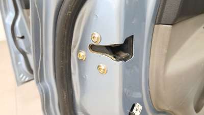 Recambio de cerradura puerta trasera izquierda para daewoo tacuma (u100) 2000- 2.0 referencia OEM IAM   
