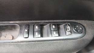 Recambio de mando elevalunas delantero izquierdo para peugeot 307 sw (3h) 2002-2009 1.6 hdi 110 referencia OEM IAM   