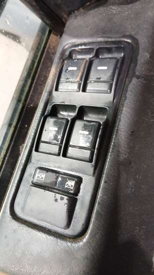 Recambio de mando elevalunas delantero izquierdo para land rover discovery iii (l319) 2004-2009 2.7 td 4x4 referencia OEM IAM YU