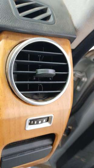 Recambio de rejilla aireadora para land rover discovery iii (l319) 2004-2009 2.7 td 4x4 referencia OEM IAM JBD500200WCQ  