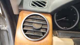 Recambio de rejilla aireadora para land rover discovery iii (l319) 2004-2009 2.7 td 4x4 referencia OEM IAM JBD500210WCQ  