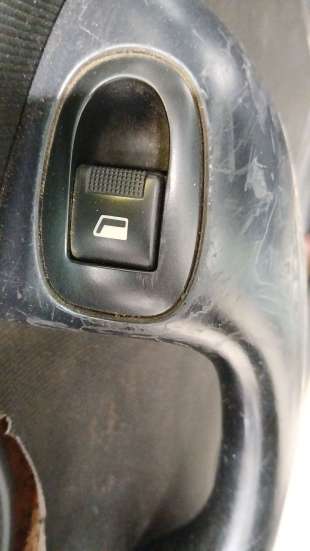 Recambio de mando elevalunas trasero izquierdo para peugeot 406 (8b) 1995-2005 2.0 hdi 110 referencia OEM IAM   