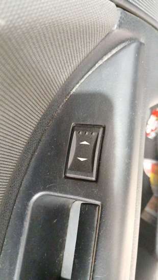 Recambio de mando elevalunas trasero izquierdo para ford mondeo iii (b5y) 2000-2007 2.0 16v referencia OEM IAM   