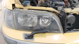 Recambio de faro derecho para volvo v40 station wagon (645) 1995-2004 2.0 referencia OEM IAM 3345703  