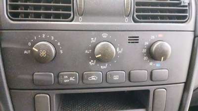 Recambio de mando calefaccion / aire acondicionado para volvo v40 station wagon (645) 1995-2004 2.0 referencia OEM IAM   