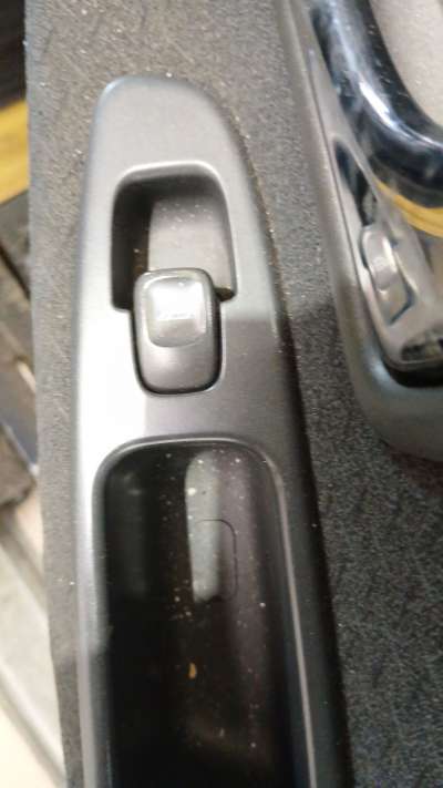 Recambio de mando elevalunas trasero derecho para volvo v40 station wagon (645) 1995-2004 2.0 referencia OEM IAM   