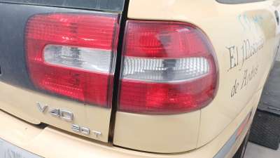 Recambio de piloto trasero derecho para volvo v40 station wagon (645) 1995-2004 2.0 referencia OEM IAM 3345724  
