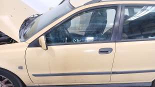 Recambio de puerta delantera izquierda para volvo v40 station wagon (645) 1995-2004 2.0 referencia OEM IAM 30632666  