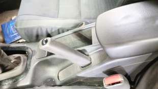Recambio de palanca freno de mano para volvo v40 station wagon (645) 1995-2004 2.0 referencia OEM IAM 30811464  