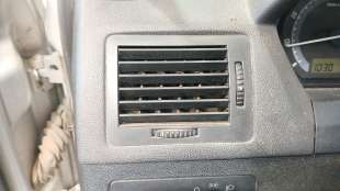 Recambio de rejilla aireadora para skoda fabia i (6y2) 1999-2008 1.2 referencia OEM IAM 6Y0819702A5Q1  