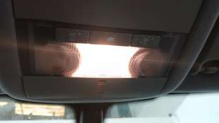 Recambio de luz interior delantera central para opel astra h (a04) 2004-2014 1.7 cdti (l48) referencia OEM IAM 13111825  