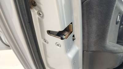 Recambio de cerradura puerta trasera izquierda para nissan primera hatchback (p12) 2002- 1.8 referencia OEM IAM 82501AV60B  