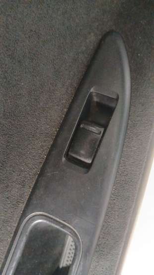 Recambio de mando elevalunas trasero izquierdo para nissan primera hatchback (p12) 2002- 1.8 referencia OEM IAM   