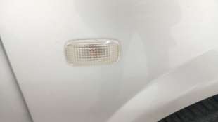 Recambio de piloto lateral derecho para nissan primera hatchback (p12) 2002- 1.8 referencia OEM IAM 26160AU300  