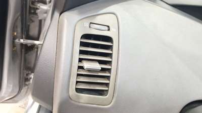 Recambio de rejilla aireadora para nissan primera hatchback (p12) 2002- 1.8 referencia OEM IAM 68760AV600  