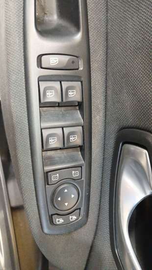 Recambio de mando elevalunas delantero izquierdo para renault grand scénic iii (jz0/1_) 2009- 1.5 dci referencia OEM IAM 8096100