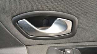 Recambio de maneta interior trasera derecha para renault grand scénic iii (jz0/1_) 2009- 1.5 dci referencia OEM IAM 826720001R  