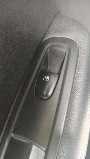 Recambio de mando elevalunas trasero izquierdo para renault kadjar (ha_, hl_) 2015- 1.5 dci 110 (hla3) referencia OEM IAM 254119