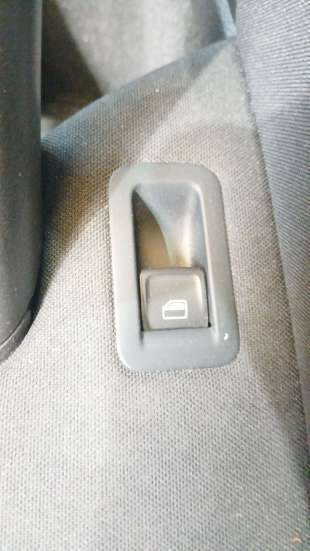 Recambio de mando elevalunas delantero derecho para volkswagen golf vii (5g1, bq1, be1, be2) 2012-2021 1.2 tsi referencia OEM IA