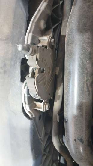 Recambio de cerradura capot para ford focus ii (da_, hcp, dp) 2004-2013 1.6 tdci referencia OEM IAM 4895286  