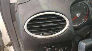 Recambio de aireador lateral izquierdo para ford focus ii (da_, hcp, dp) 2004-2013 1.6 tdci referencia OEM IAM 1677036  