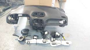 Recambio de kit airbag para jeep renegade 2014- limited 4x4 referencia OEM IAM 735612248  