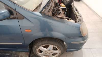 Recambio de aleta delantera derecha para nissan almera tino (v10) 1998-2006 1.8 referencia OEM IAM 631004U130  