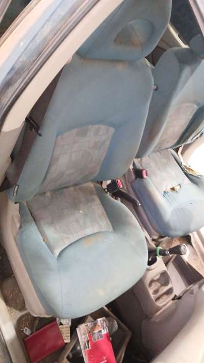 Recambio de asiento delantero derecho para nissan almera tino (v10) 1998-2006 1.8 referencia OEM IAM   