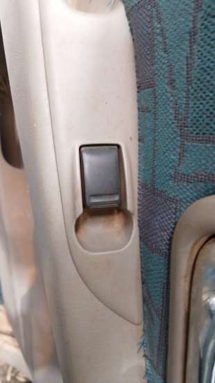 Recambio de mando elevalunas trasero izquierdo para nissan almera tino (v10) 1998-2006 1.8 referencia OEM IAM   
