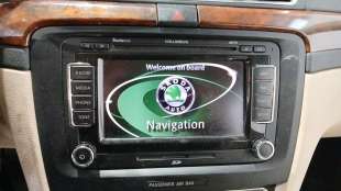 Recambio de pantalla multifuncion para skoda superb ii (3t4) 2008-2015 2.0 tdi referencia OEM IAM 3T00356801QB 3T0035680 