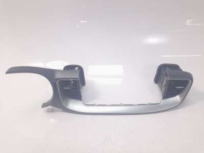 Recambio de aireador central para kia ceed 2018- concept referencia OEM IAM 84740J7AA0  