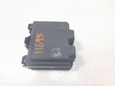 Recambio de caja reles / fusibles para ford focus 2018- st-line referencia OEM IAM NX6T14D068EHA  