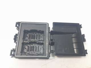 Recambio de caja reles / fusibles para ford focus 2018- st-line referencia OEM IAM NX6T14D068EHA  