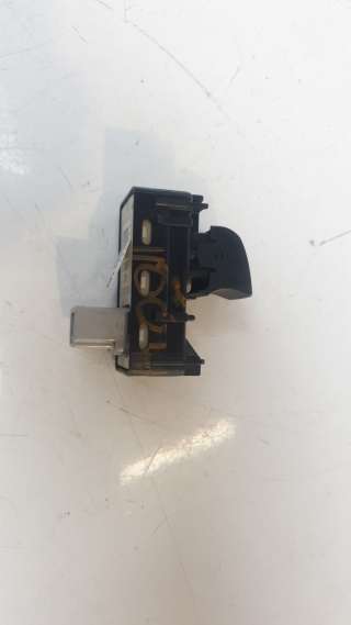 Recambio de mando elevalunas trasero izquierdo para lexus xe2 2019- is300h referencia OEM IAM 8481030192  