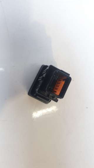 Recambio de interruptor para lexus xe2 2019- is300h referencia OEM IAM 5670P91  
