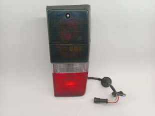 Recambio de piloto trasero derecho para nissan patrol iii/2 station wagon (w260) 1988-1998 2.8 d 4x4 referencia OEM IAM 26550C85