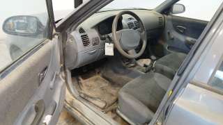hyundai accent ii (lc) 1999-2012 del año 2001
