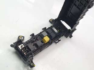 Recambio de caja reles / fusibles para mercedes-benz clase gla (w156) 2013- gla 200 cdi (156.908) referencia OEM IAM A2465400040 2