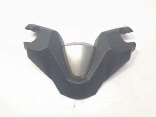 Recambio de moldura para kymco ak550 2017- referencia OEM IAM 81151LGC6E00  
