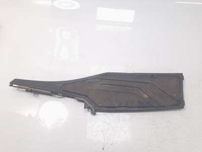Recambio de moldura para kymco ak550 2017- referencia OEM IAM 64330LGC6E00  