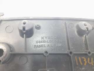 Recambio de moldura para kymco ak550 2017- referencia OEM IAM 64330LGC6E00  