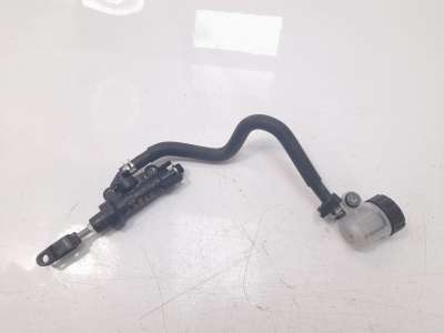 Recambio de bomba freno trasera para yamaha mt -07 2021- referencia OEM IAM 4P52583V00  