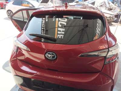 Recambio de porton trasero para toyota corolla (e21) 2019- hybrid active referencia OEM IAM 6700502610  
