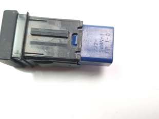 Recambio de interruptor para toyota rav4 2018- referencia OEM IAM 2225D8N   2