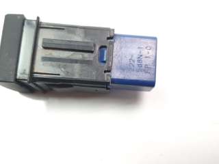 Recambio de interruptor para toyota rav4 2018- referencia OEM IAM 2225D8N  